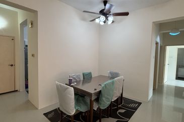 SkyVilla Condominium