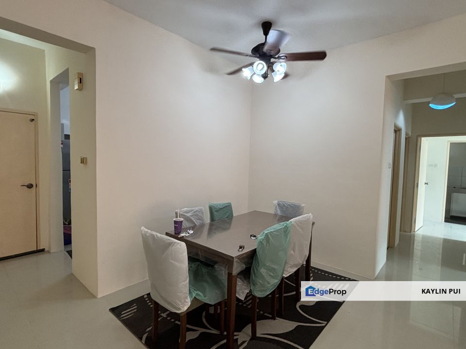 3 bedrooms Block B high floor unit at SkyVilla for sale, Sarawak, Kuching