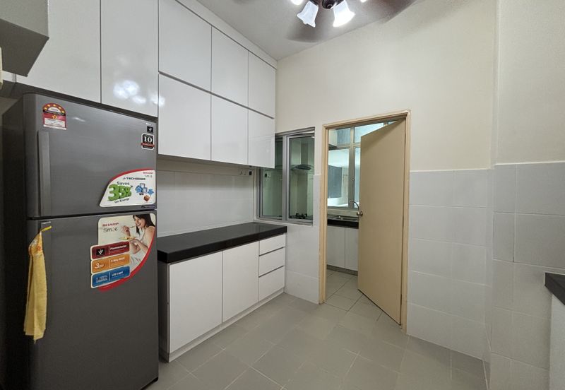 SkyVilla Condominium