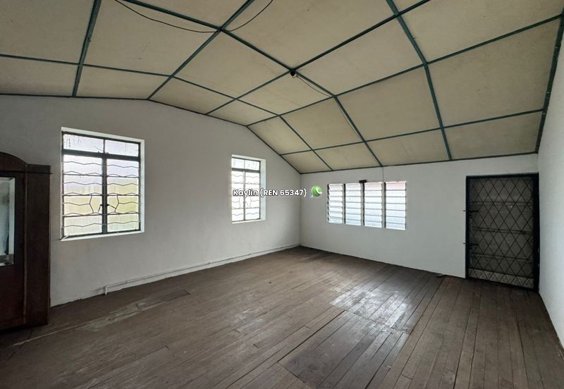 3-Storey Corner Shoplot for Sale @ Carpenter Street, Ewe Hai Street