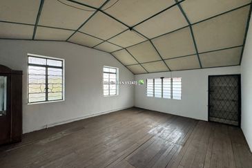 3-Storey Corner Shoplot for Sale @ Carpenter Street, Ewe Hai Street