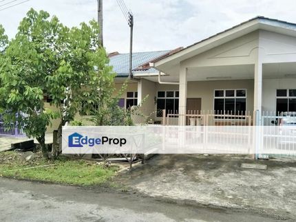 Single Storey Terrace Intermediate at Siburan 17th mile for sale, , 