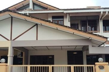 Tabuan Height's Boulevard