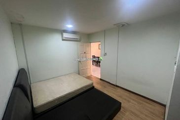 Single Storey Terrace Intermediate at Setia Raja Stutong for sale