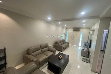 Single Storey Terrace Intermediate at Setia Raja Stutong for sale
