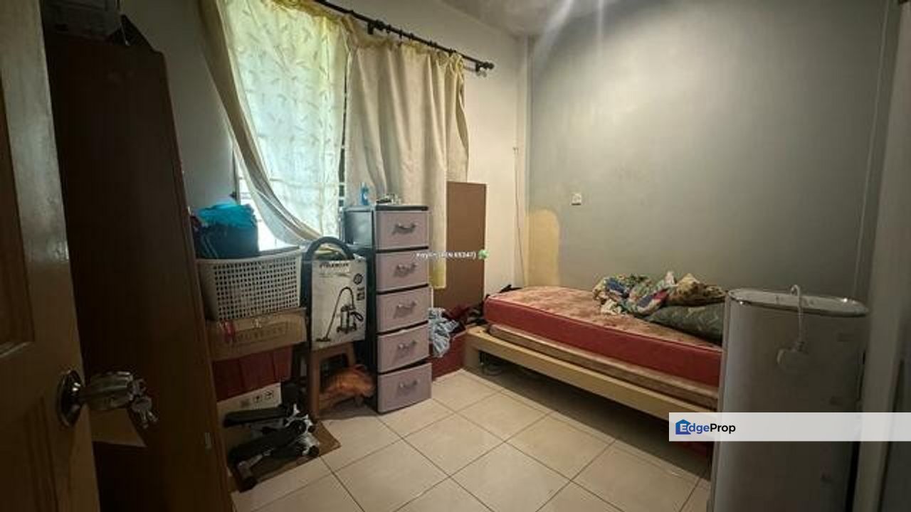 Single Storey Terrace Corner at Janting Batu Kawa for sale, , 