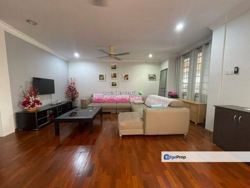 Double Storey Terrace Intermediate at Beverly Garden, Siburan (13th Mile) for sale, , 