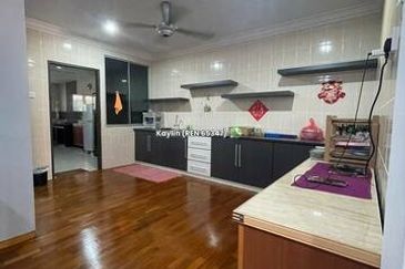 Beverly Garden, Siburan