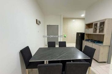 Pine Square brand new unit at SP Lodge Batu Kawa for rent