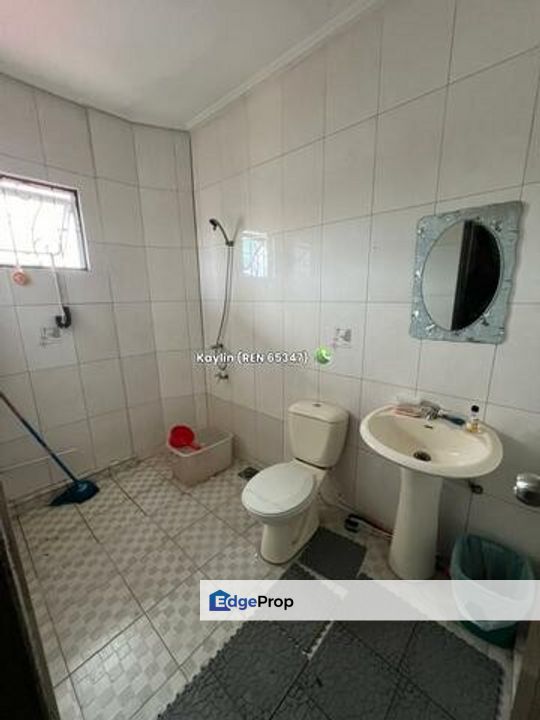 Double Storey Semi-Detached at Tabuan Park for sale, , 