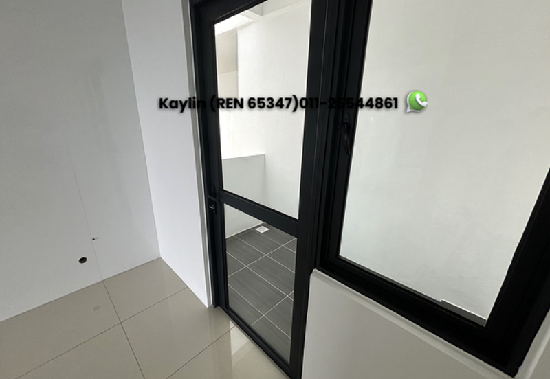 Tropics City highest floor 3 bedrooms unit for sale (Jalan Song, King Centre)