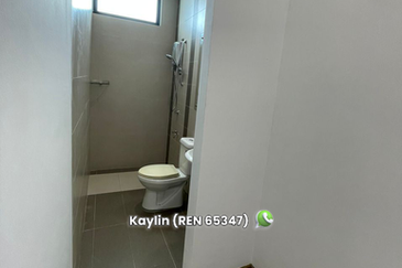 Brand New 3 Storey intermediate at Aurora Height Moyan for Sale