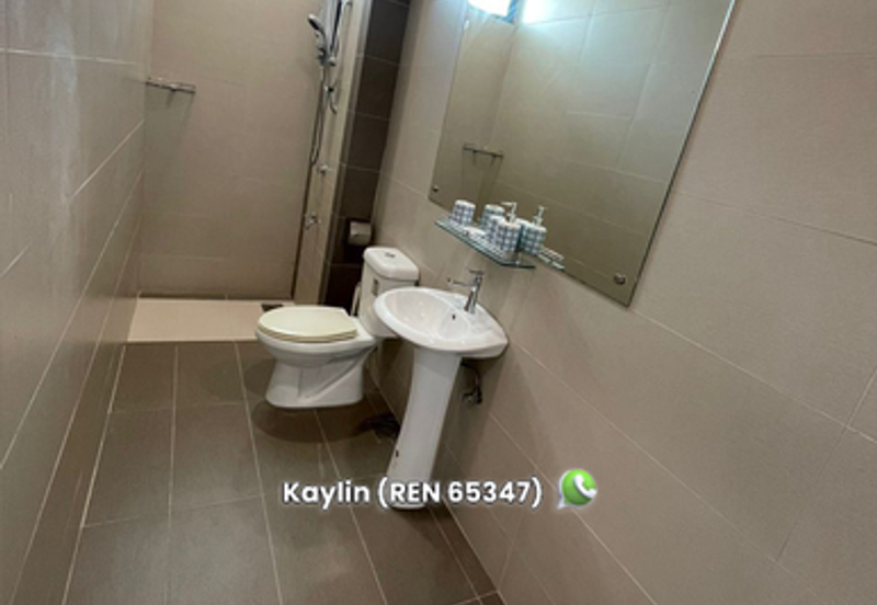 Brand New 3 Storey intermediate at Aurora Height Moyan for Sale