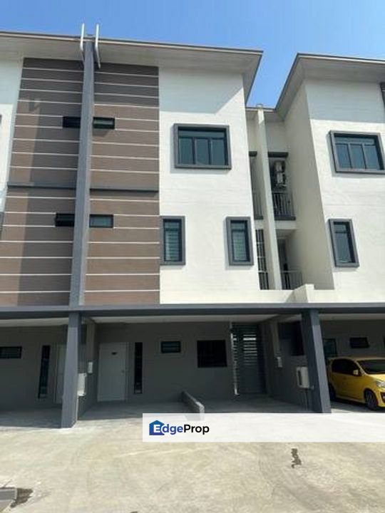 Kensho Upper Unit Townhouse at Batu kawah for Sale, Sarawak, Kuching