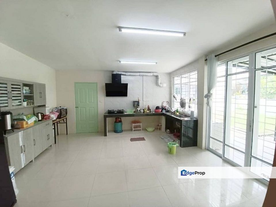 Double Storey Semi-Detached House at Uni Garden for Sale, , 