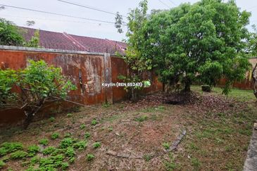 Single Storey Terrace Corner at Taman Harmoni, Muara Tuang for sale
