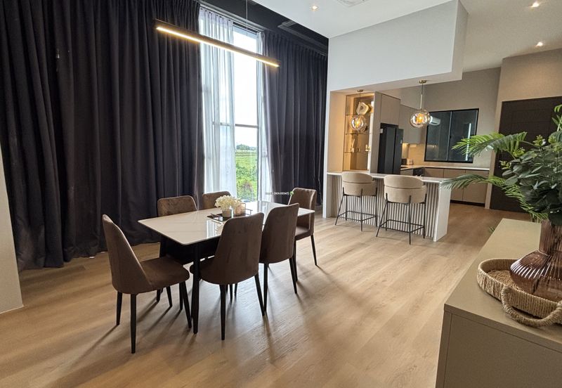 Gated & Guarded Miltonia Residence @ Moyan – For Sale