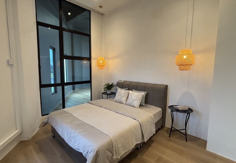 Gated & Guarded Miltonia Residence @ Moyan – For Sale