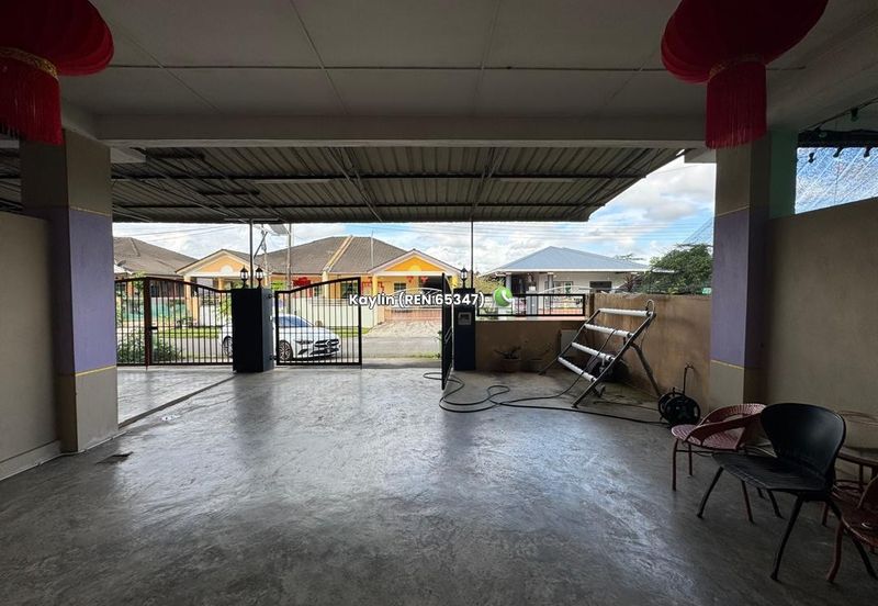 Single Storey Intermediate at 12th Mile Taman Poh Kwong for sale