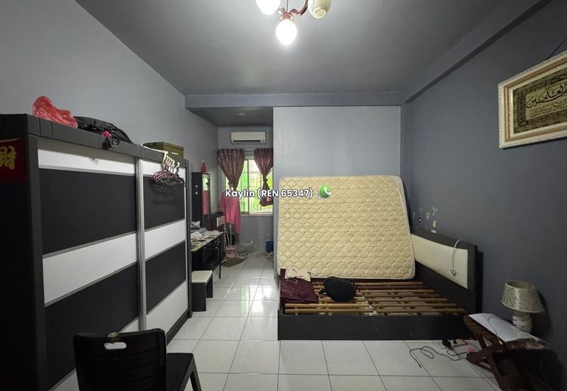 Single Storey Intermediate at 12th Mile Taman Poh Kwong for sale