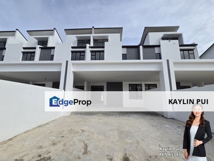 Super large unit of 2.5 Storey Terrace at Taman Depo Link (Phase 2) for Sale, Sarawak, Kuching