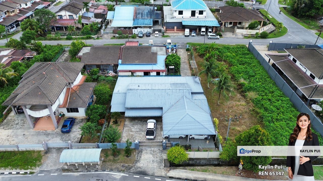 Single Storey Bungalow at Batu Kawa for sale, Sarawak, Kuching