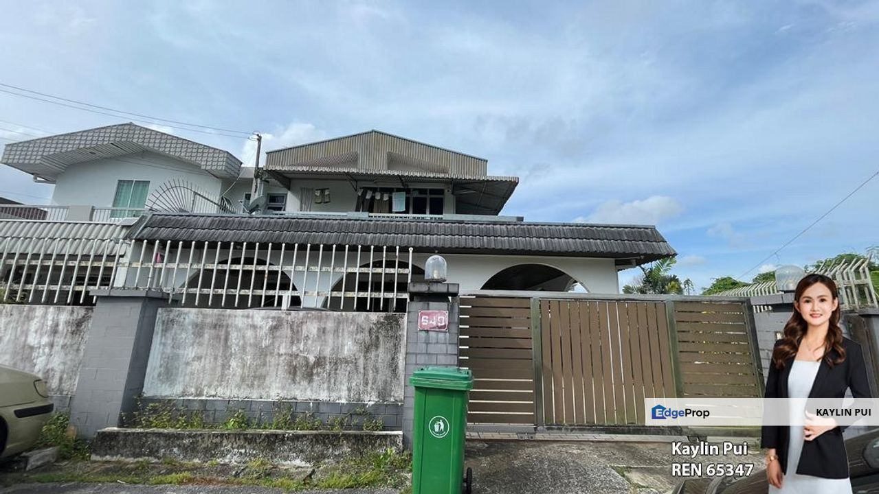Double Storey Semi-Detached at prime area nearby vivacity for sale, Sarawak, Kuching