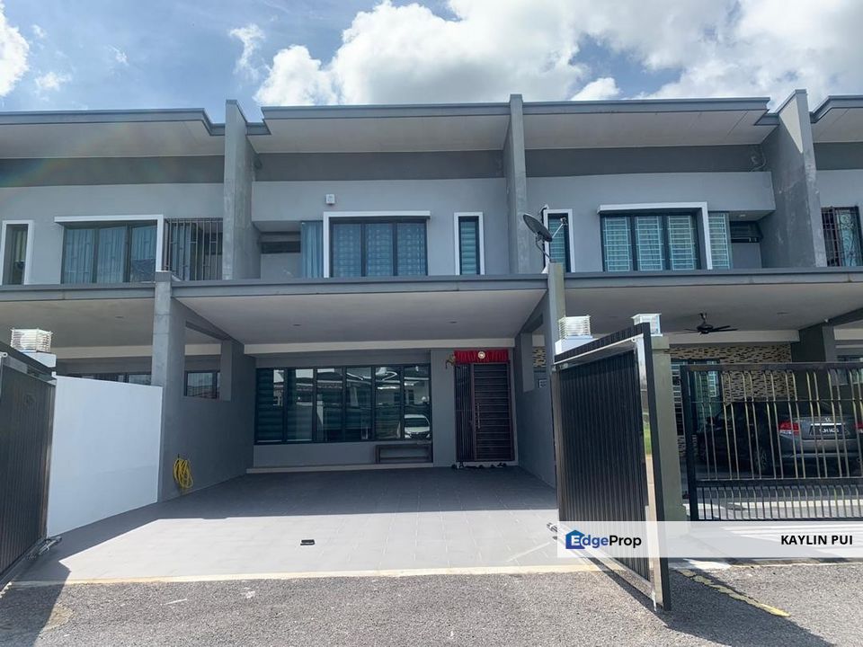 Double Storey Intermediate at City Mall batu kawa for sale, Sarawak, Kuching