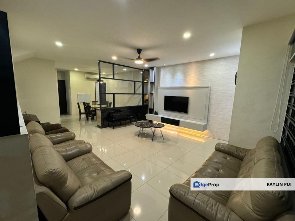 Double Storey Intermediate at City Mall batu kawa for sale, Sarawak, Kuching