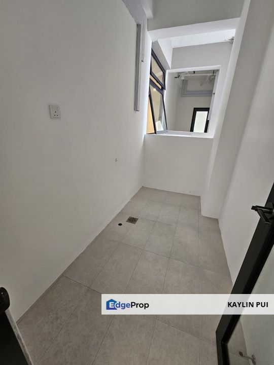 Brand New 3 bedrooms at Milano 8, prime area for sale, Sarawak, Kuching