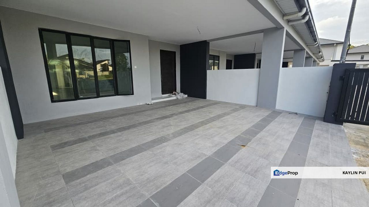 Brand New Double Storey Terrace Intermediate at Ava Gold Jalan Kung Phin for sale, Sarawak, Kuching