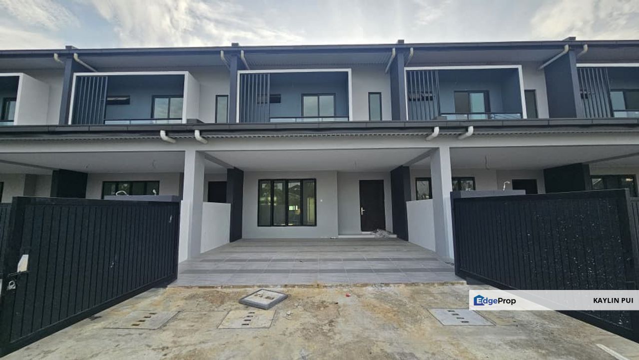 Brand New Double Storey Terrace Intermediate at Ava Gold Jalan Kung Phin for sale, Sarawak, Kuching
