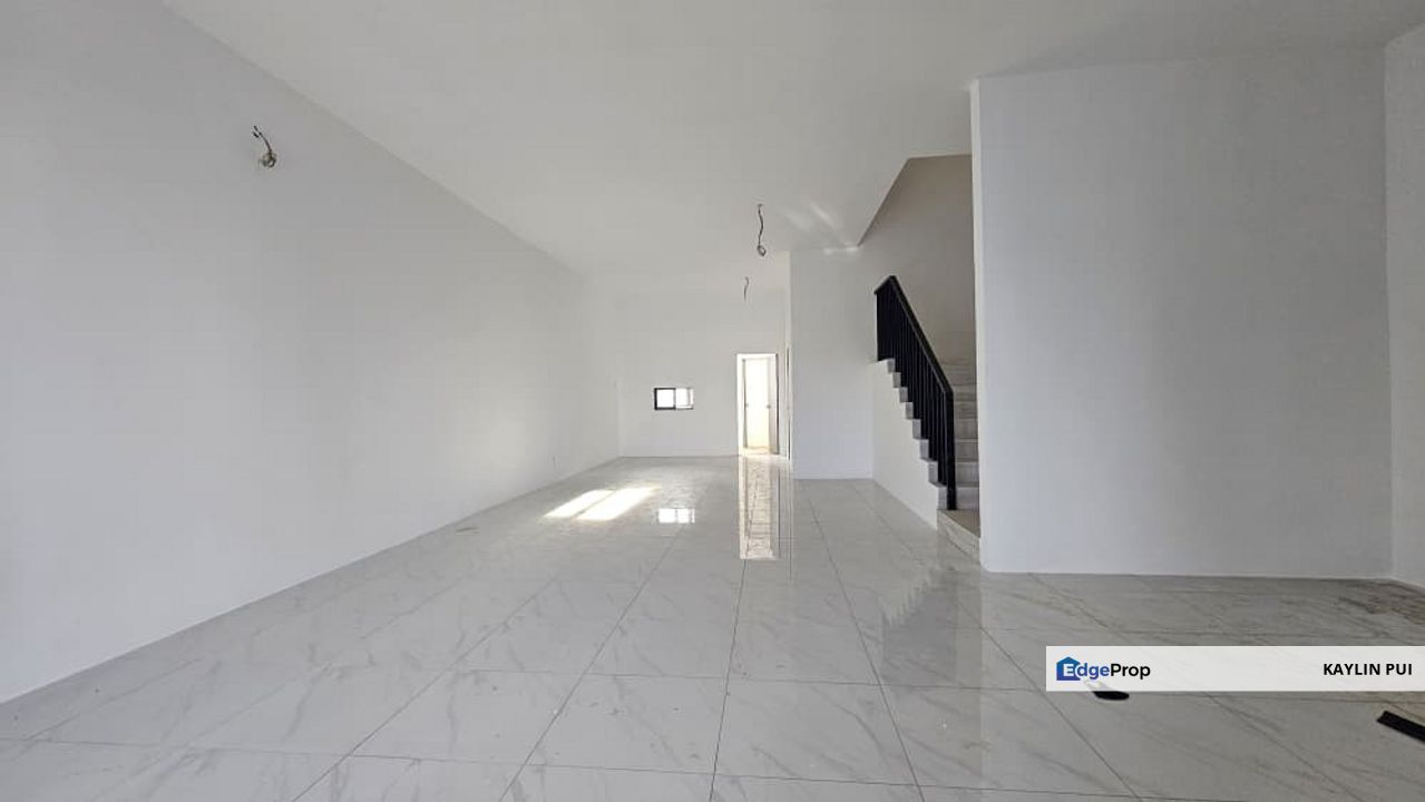Brand New Double Storey Terrace Intermediate at Ava Gold Jalan Kung Phin for sale, Sarawak, Kuching