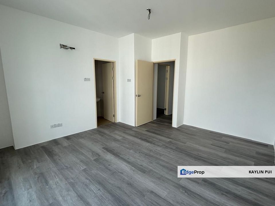 Marq Suites Upper Unit Townhouse, Batu Kawa for Sale, Sarawak, Kuching