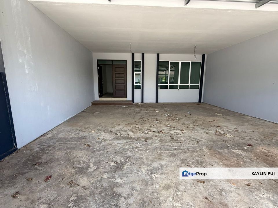 Brand New Double Storey Terrace Intermediate at 17th Mile Siburan for sale, Sarawak, Kuching