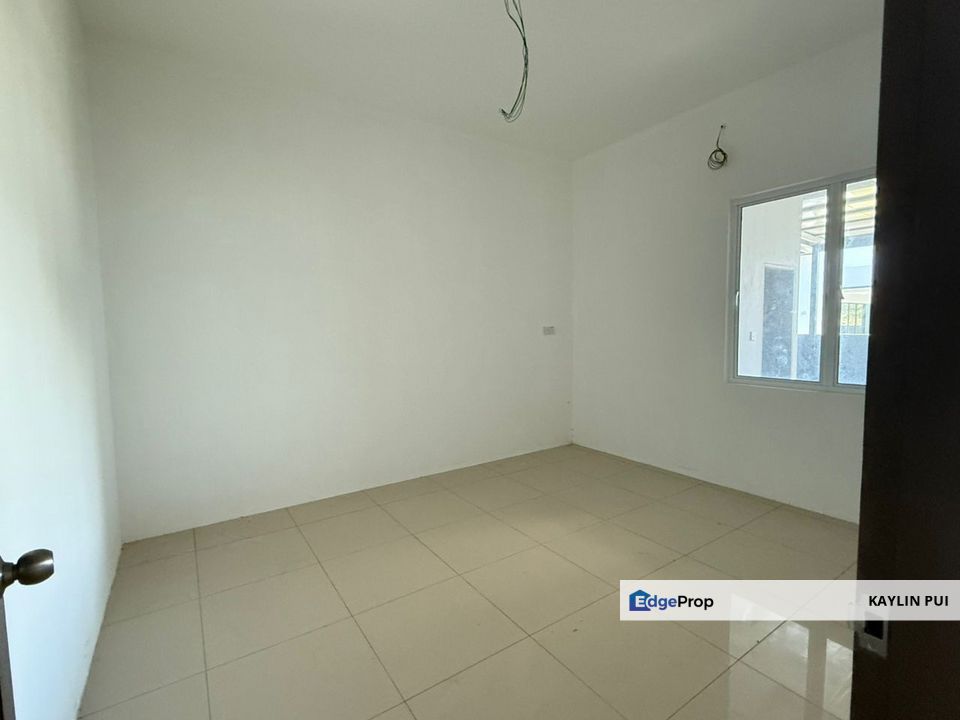 Brand New Double Storey Terrace Intermediate at 17th Mile Siburan for sale, Sarawak, Kuching