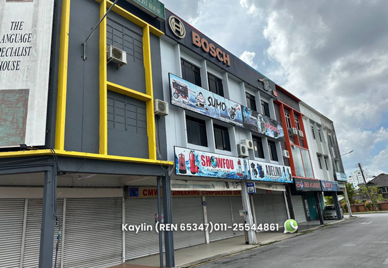3 Storey Intermediate Commercial Shoplot at 2.5 mile Rock Road For Sale