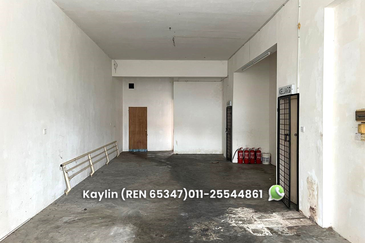 First floor shoplot at 7th mile for rent