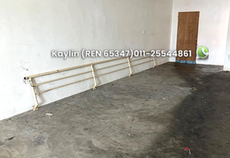 First floor shoplot at 7th mile for rent