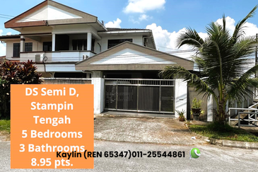 Double Storey Semi-Detached House at Green Height, Stampin Tengah