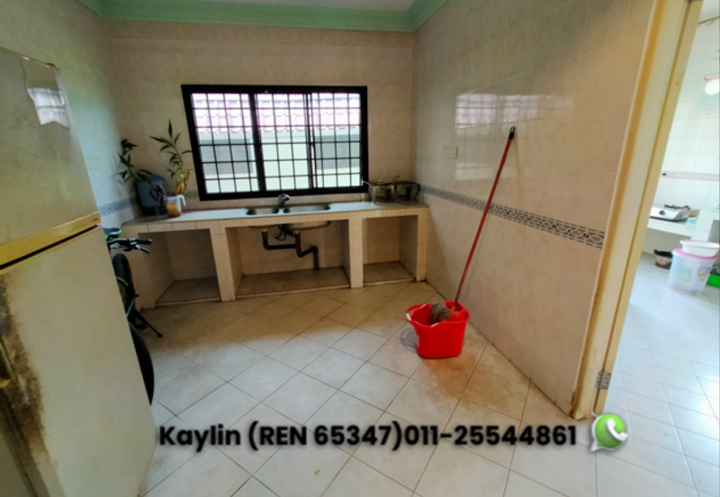 Double Storey Semi-Detached House at Green Road, Kuching (Prime Area)