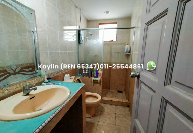 Double Storey Semi-Detached House at Green Road, Kuching (Prime Area)