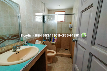 Double Storey Semi-Detached House at Green Road, Kuching (Prime Area)