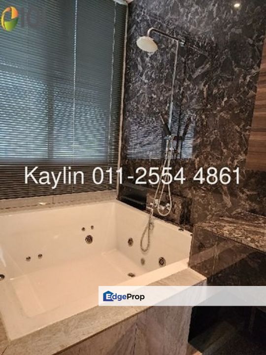 3-Storey Bungalow/Detached House at Windsor Estate for Sale, Sarawak, Kuching