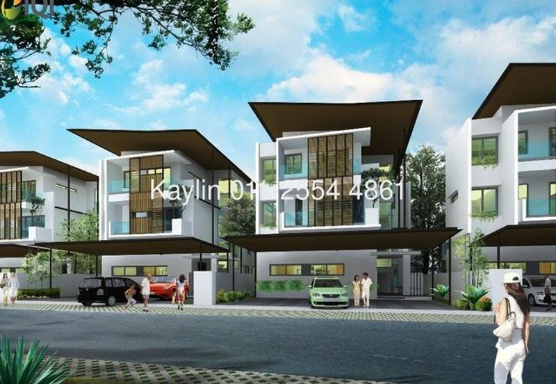 3-Storey Bungalow/Detached House at Windsor Estate for rent