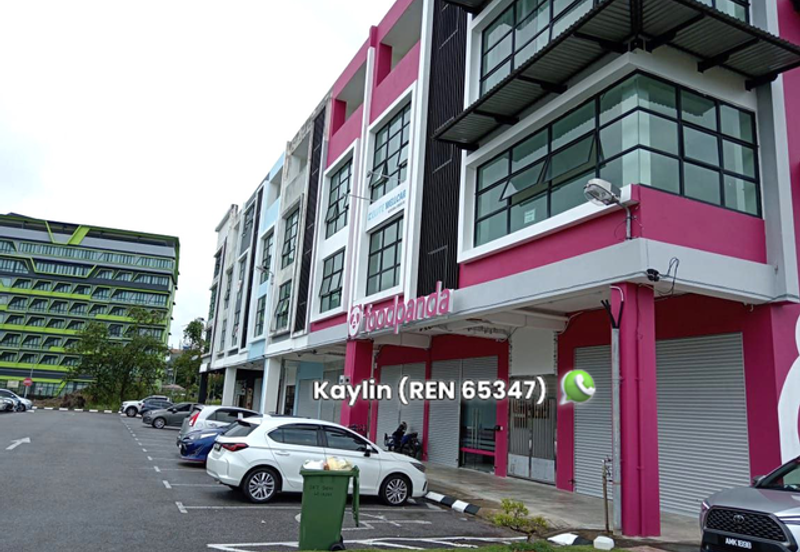 First Floor Intermediate/Corner Shoplot for Rent