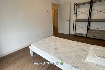 Alyvia brand new upper unit townhouse @ Northbank for rent