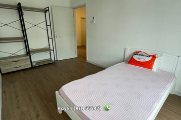 Alyvia brand new upper unit townhouse @ Northbank for rent