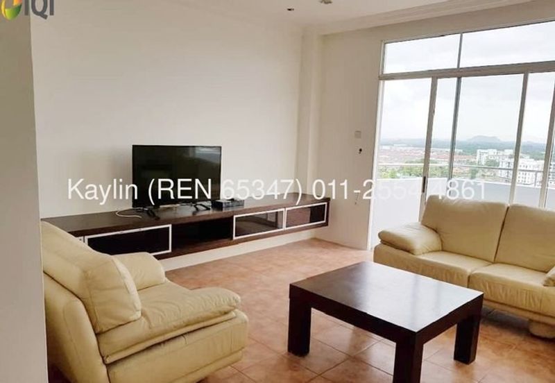 De Summit Condominium