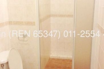 De Summit Condominium